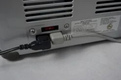 Engel MT45F-S Compressor Koelbox - 40 Liter 17 Engel MT45F-S Compressor Koelbox - 40 Liter -Kampeeruitrusting 1900 2849 mt45fs anschlussterminal detail